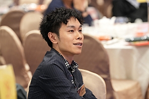 7CR09572.jpg 7CR09572.jpg